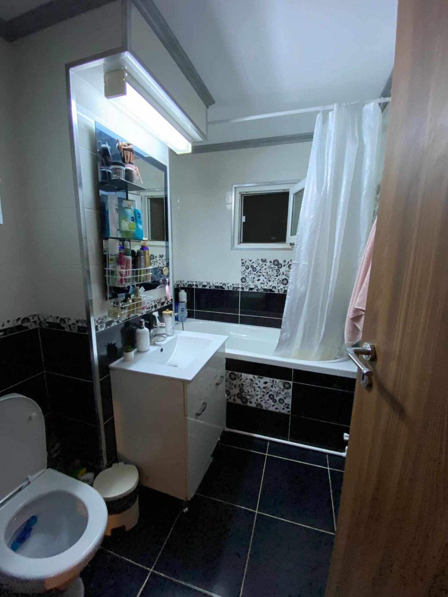 Lovely 2 Bedrooms Flat Cornelia- Central Corabia Bagian luar foto